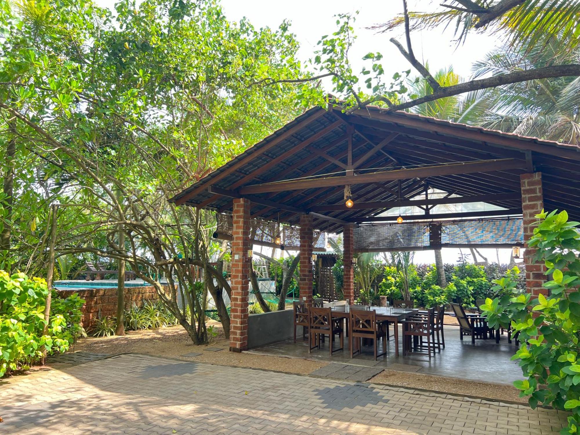 Lohas Beach Resort Villa Kalutara Ngoại thất bức ảnh