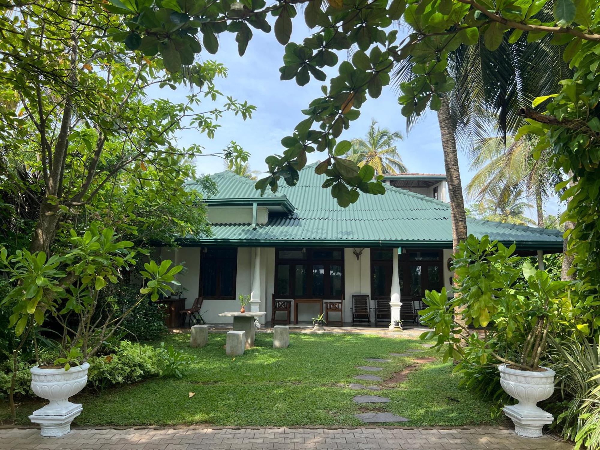 Lohas Beach Resort Villa Kalutara Ngoại thất bức ảnh
