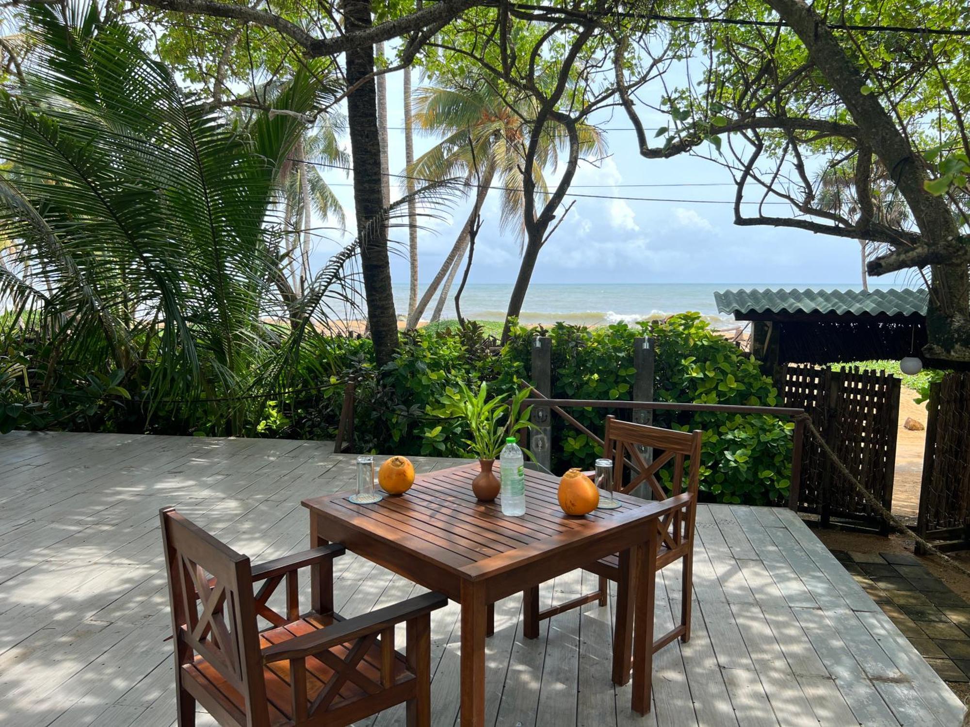 Lohas Beach Resort Villa Kalutara Ngoại thất bức ảnh