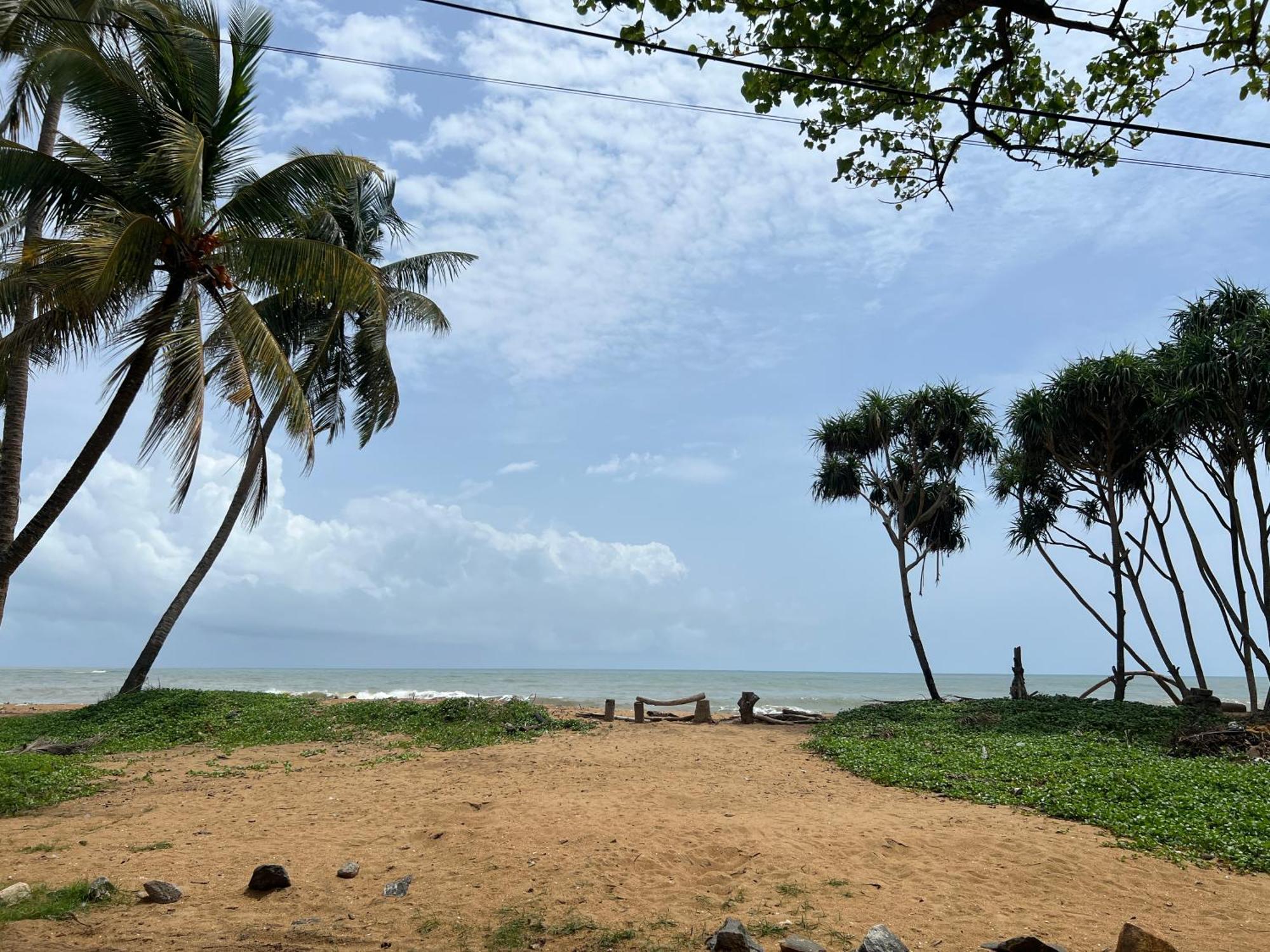Lohas Beach Resort Villa Kalutara Ngoại thất bức ảnh
