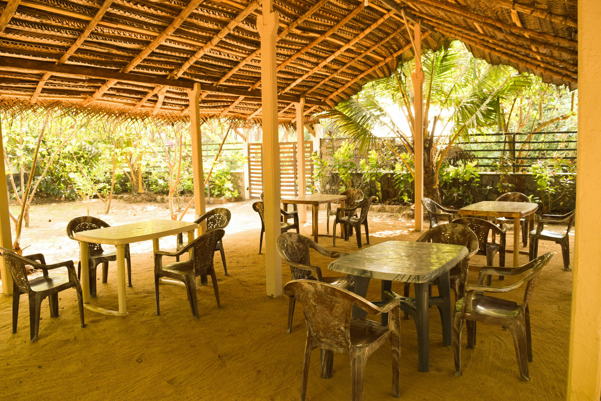 Lohas Beach Resort Villa Kalutara Ngoại thất bức ảnh